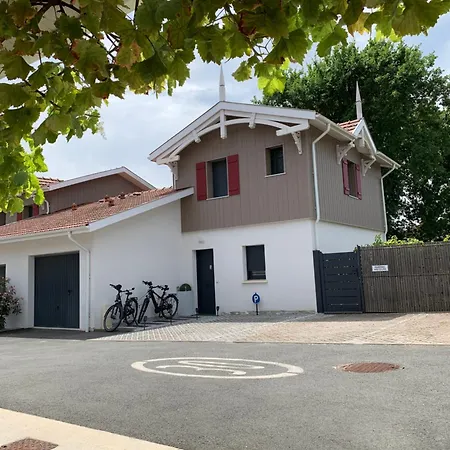 D'hotes Du Plantier Les Bains 3* Андерно-ле-Бэн