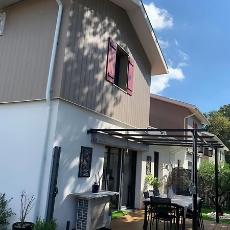 D'hôtes Du Plantier Les Bains Couette-café 3*